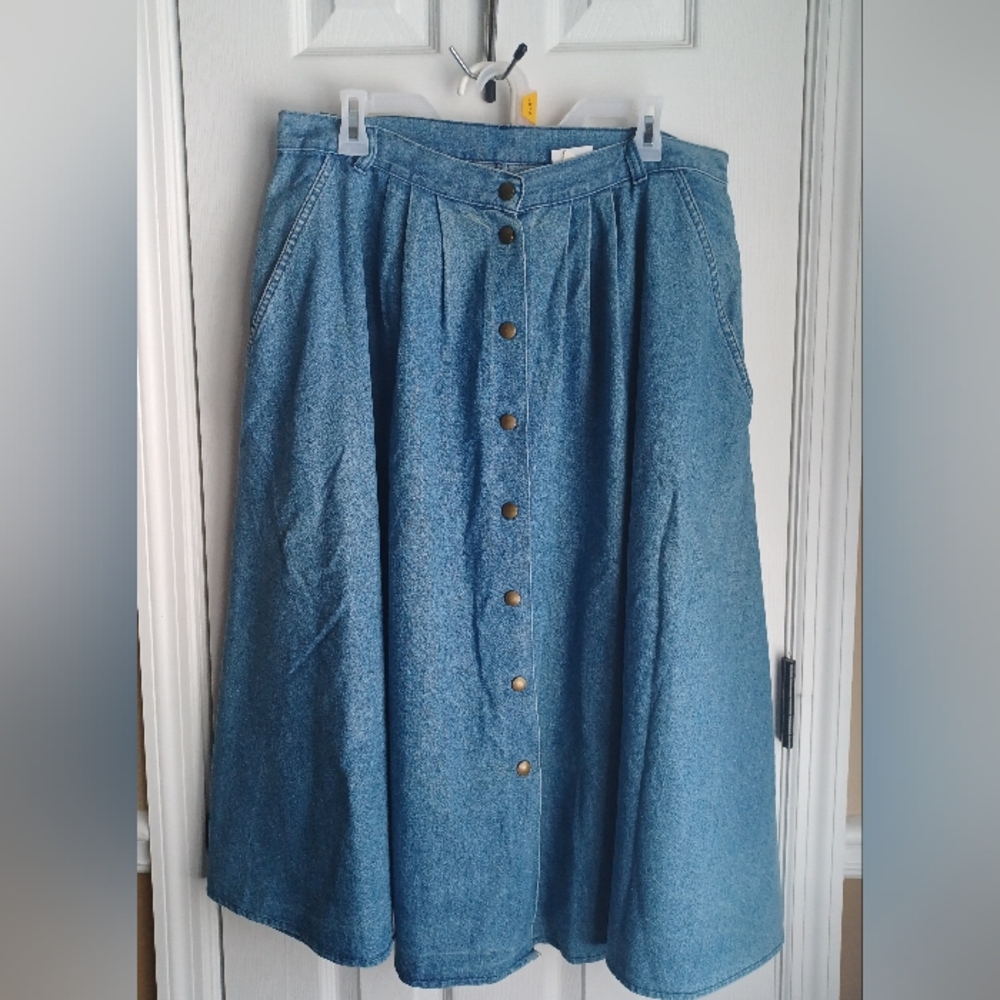 Button-Front Denim Midi Skirt - Blue